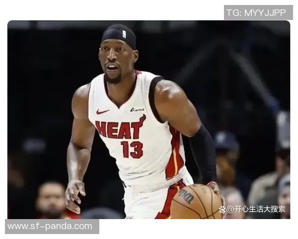 阿德巴约全副武装晒帅照球场缺席也能尽显风采 阿德巴约全副武装晒帅照球场缺席也能尽显风采