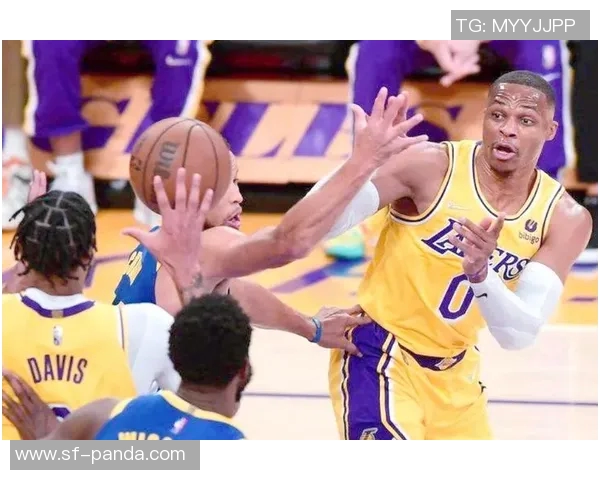 威少湖人时期离谱失误合集曝光FBI或需介入调查其表现 威少湖人时期离谱失误合集曝光FBI或需介入调查其表现